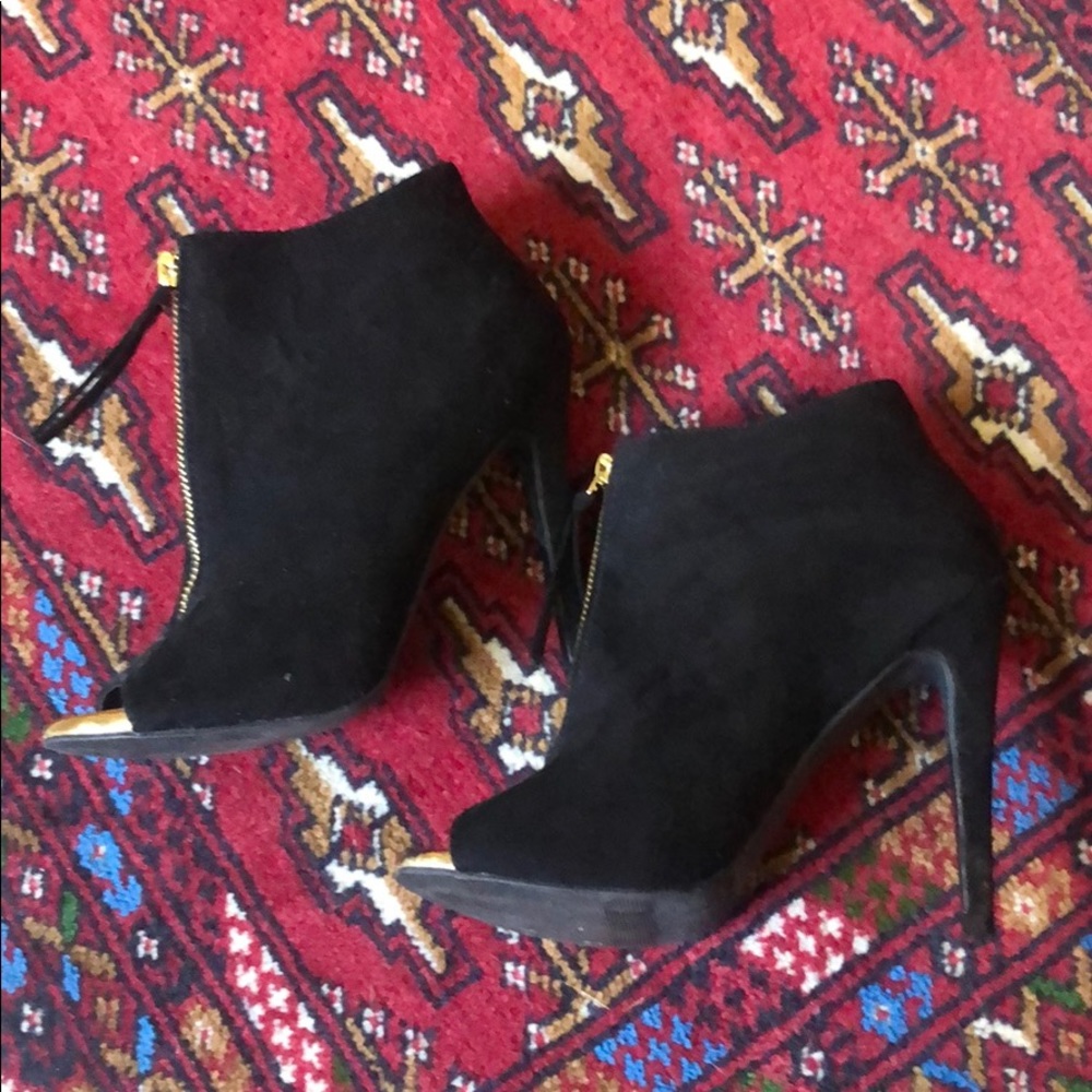 Missimo front zip stilettos